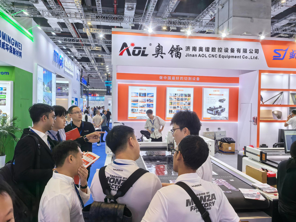 旺财28闪耀上海复材展：复合材料创新浪潮中的内外贸合作新篇章